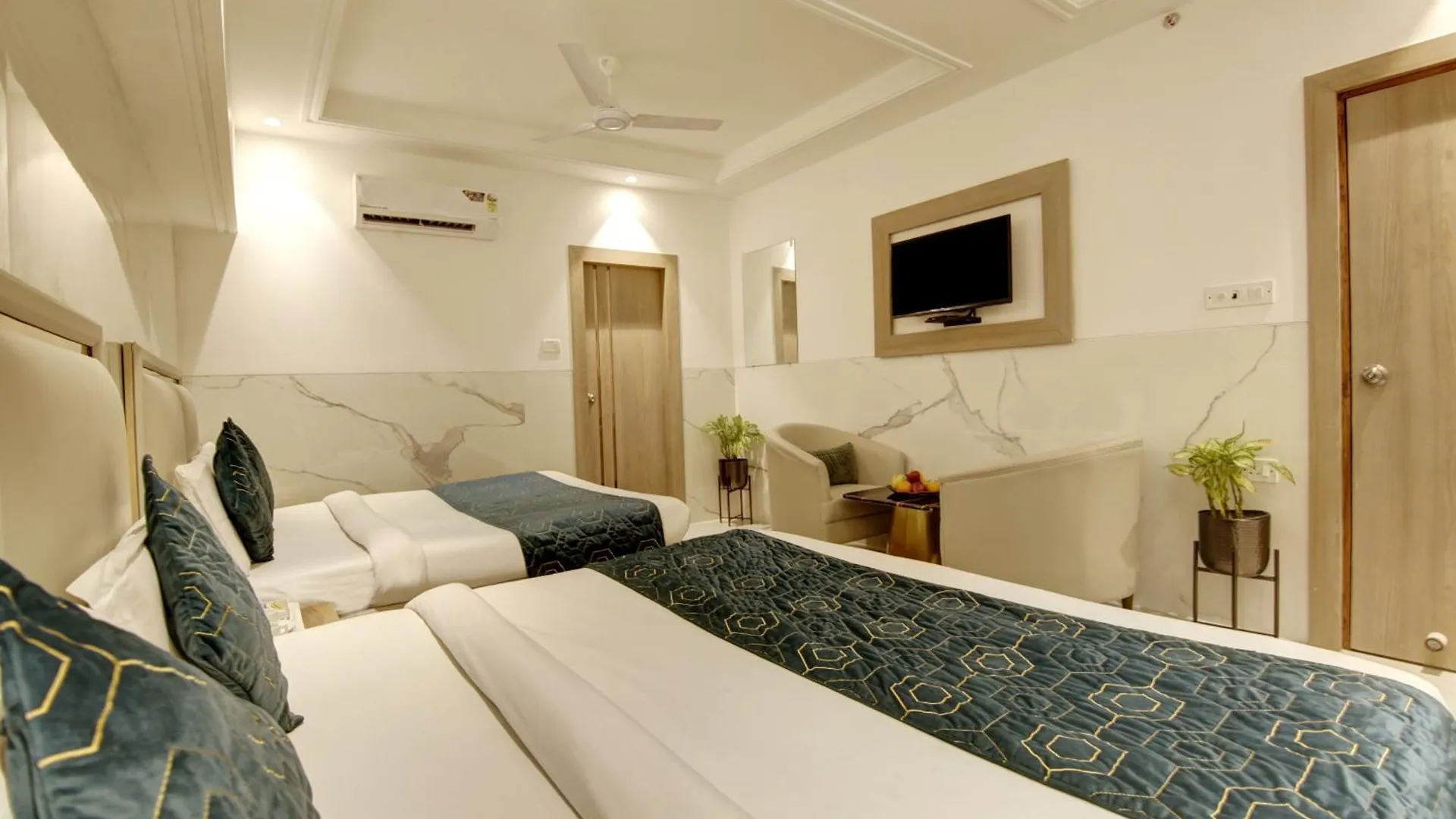Hotel Transit International- Aerocity Delhi Airport New Delhi
