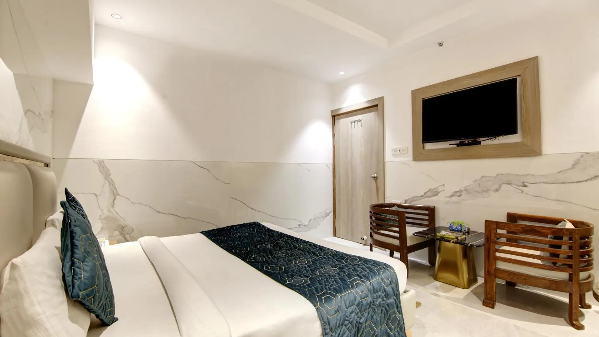 Hotel Transit International- Aerocity Delhi Airport New Delhi