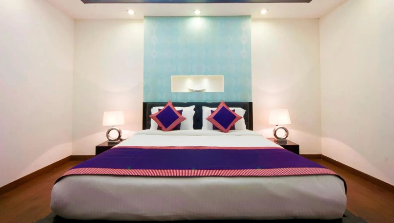 Hotel Transit International- Aerocity Delhi Airport New Delhi 3*,
