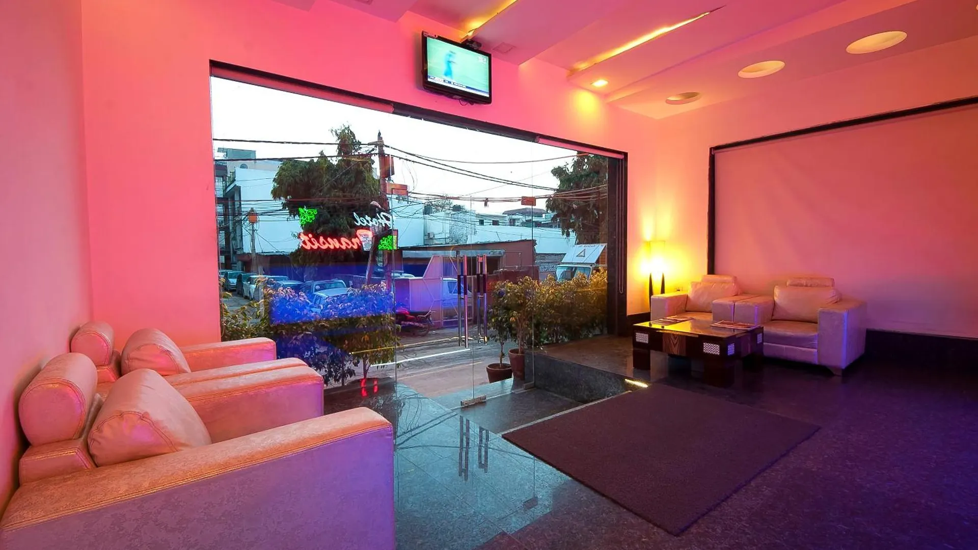 Hotel Transit International- Aerocity Delhi Airport New Delhi